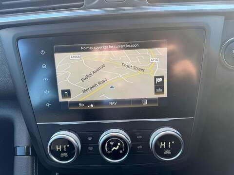Renault Kadjar 1.3 TCe Iconic SUV 5dr Petrol Manual Euro 6 (s/s) (140 ps) - U79205