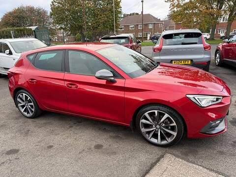 SEAT Leon 1.5 TSI EVO FR Sport Euro 6 (s/s) 5dr - U79211