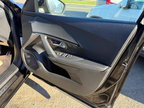 Peugeot E-2008 50kWh GT Auto 5dr (7kW Charger) - U79213