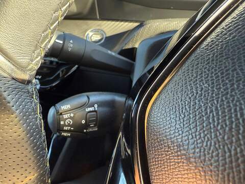 Peugeot E-2008 50kWh GT Auto 5dr (7kW Charger) - U79213