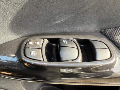 Nissan Juke 1.5 dCi N-Connecta Euro 6 (s/s) 5dr - U79220