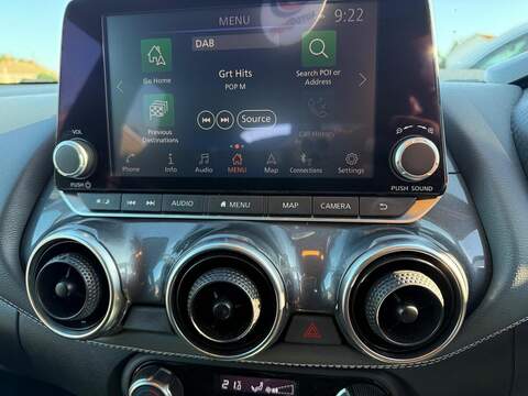 Nissan Juke 1.0 DIG-T N-Connecta SUV 5dr Petrol Manual Euro 6 (s/s) (114 ps) - U79224