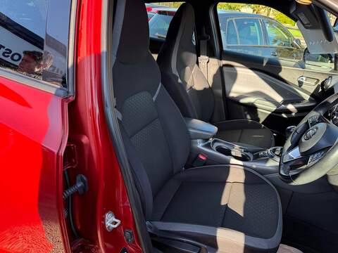 Nissan Juke 1.0 DIG-T N-Connecta SUV 5dr Petrol Manual Euro 6 (s/s) (114 ps) - U79224