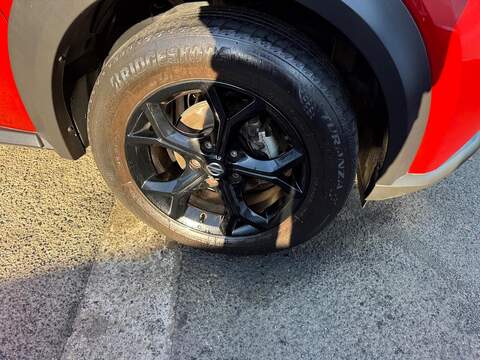 Nissan Juke 1.0 DIG-T N-Connecta SUV 5dr Petrol Manual Euro 6 (s/s) (114 ps) - U79224