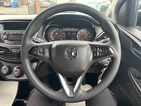 Vauxhall Viva 1.0i SE Hatchback 5dr Petrol Manual Euro 6 (a/c) (75 ps) - U79229