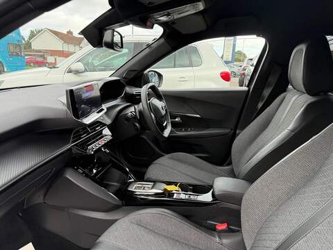 Peugeot 2008 1.2 PureTech Allure EAT Euro 6 (s/s) 5dr - U79231