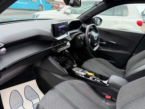 Peugeot 2008 1.2 PureTech Allure EAT Euro 6 (s/s) 5dr - U79231