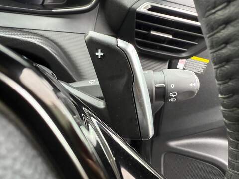 Peugeot 2008 1.2 PureTech Allure EAT Euro 6 (s/s) 5dr - U79231