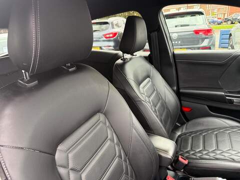 Ford Puma 1.0T EcoBoost MHEV ST-Line Vignale Euro 6 (s/s) 5dr - U79233