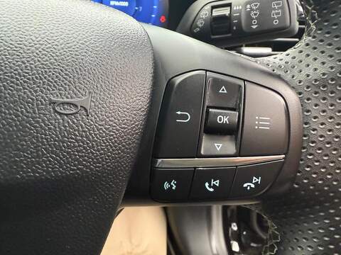 Ford Puma 1.0T EcoBoost MHEV ST-Line Vignale Euro 6 (s/s) 5dr - U79233