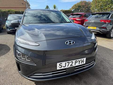 Hyundai KONA 64kWh Premium Auto 5dr (10.5kW Charger) - U79237