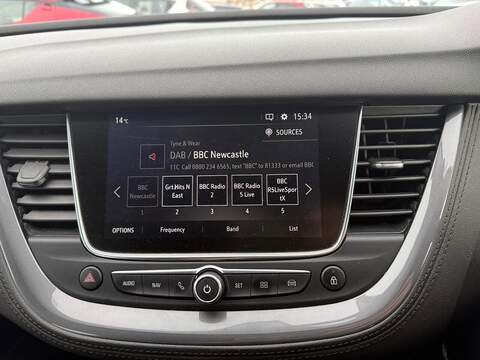 Vauxhall Grandland X Turbo Sport Nav SUV 1.2 Manual Petrol - U79238