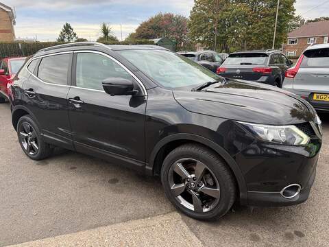 Nissan Qashqai 1.6 dCi N-Connecta 4WD Euro 6 (s/s) 5dr - U79243