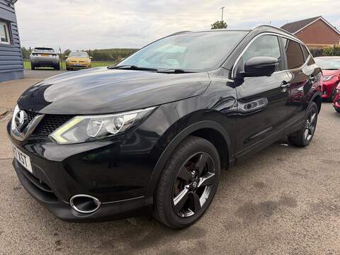 Nissan Qashqai 1.6 dCi N-Connecta 4WD Euro 6 (s/s) 5dr - U79243