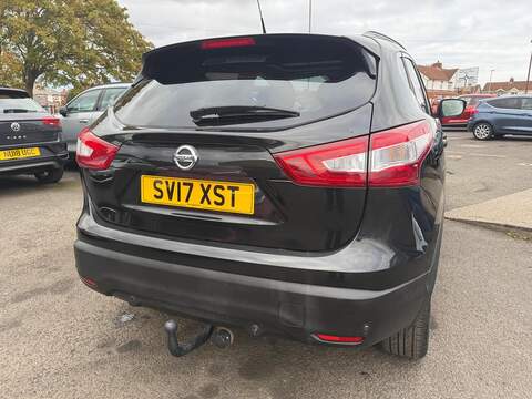 Nissan Qashqai 1.6 dCi N-Connecta 4WD Euro 6 (s/s) 5dr - U79243