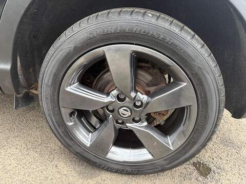 Nissan Qashqai 1.6 dCi N-Connecta 4WD Euro 6 (s/s) 5dr - U79243