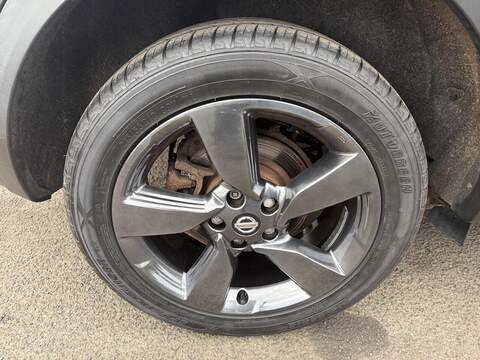 Nissan Qashqai 1.6 dCi N-Connecta 4WD Euro 6 (s/s) 5dr - U79243
