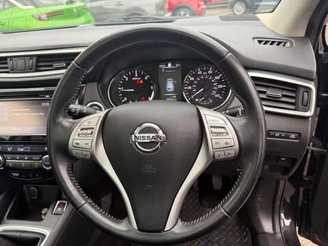 Nissan Qashqai 1.6 dCi N-Connecta 4WD Euro 6 (s/s) 5dr - U79243