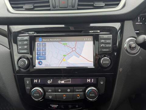 Nissan Qashqai 1.6 dCi N-Connecta 4WD Euro 6 (s/s) 5dr - U79243