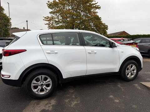 Kia Sportage 1.6 GDi 1 SUV 5dr Petrol Manual Euro 6 (s/s) (130 bhp) - U79245