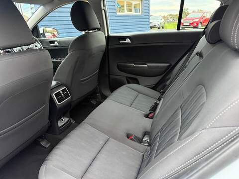 Kia Sportage 1.6 GDi 1 SUV 5dr Petrol Manual Euro 6 (s/s) (130 bhp) - U79245