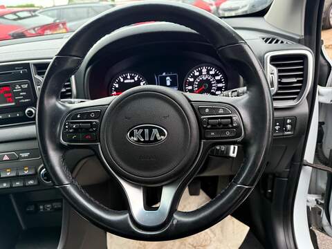 Kia Sportage 1.6 GDi 1 SUV 5dr Petrol Manual Euro 6 (s/s) (130 bhp) - U79245