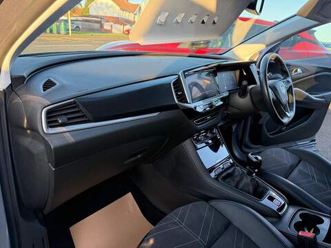 Vauxhall Grandland 1.2 Turbo Ultimate Euro 6 (s/s) 5dr - U79250