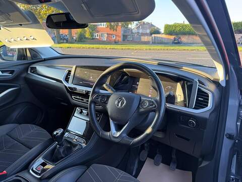 Vauxhall Grandland 1.2 Turbo Ultimate Euro 6 (s/s) 5dr - U79250