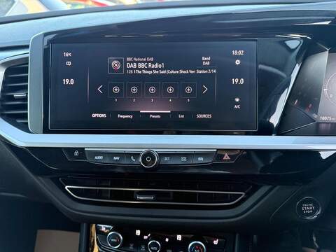 Vauxhall Grandland 1.2 Turbo Ultimate Euro 6 (s/s) 5dr - U79250