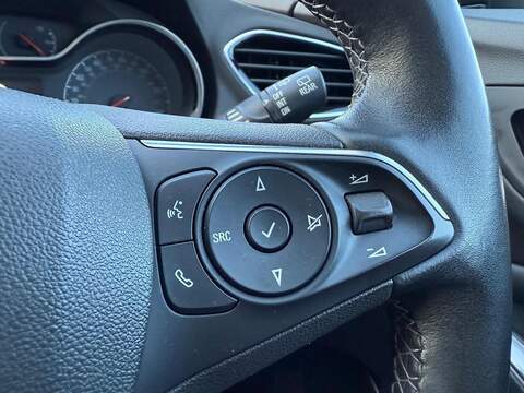 Vauxhall Grandland X 1.2 Turbo Elite Nav SUV 5dr Petrol Manual 6Spd Euro 6 (s/s) (130 ps) - U79251