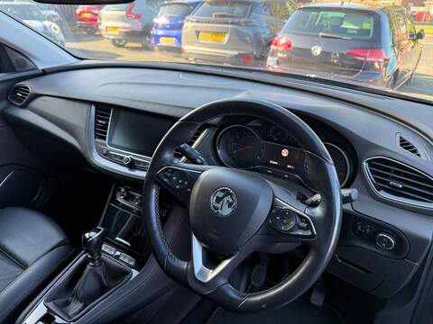 Vauxhall Grandland X 1.2 Turbo Elite Nav SUV 5dr Petrol Manual 6Spd Euro 6 (s/s) (130 ps) - U79251