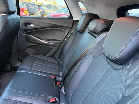 Vauxhall Grandland X 1.2 Turbo Elite Nav SUV 5dr Petrol Manual 6Spd Euro 6 (s/s) (130 ps) - U79251