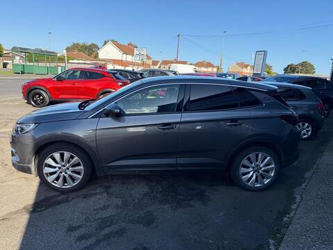 Vauxhall Grandland X 1.2 Turbo Elite Nav SUV 5dr Petrol Manual 6Spd Euro 6 (s/s) (130 ps) - U79251