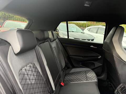 Volkswagen Golf 1.5 eTSI MHEV R-Line DSG Euro 6 (s/s) 5dr - U79253