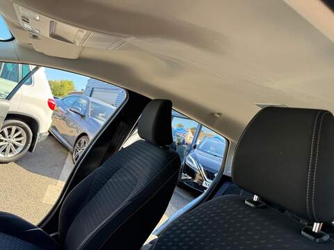 Ford Fiesta 1.0T EcoBoost MHEV Titanium Hatchback 5dr Petrol Manual Euro 6 (s/s) (125 ps) - U79258