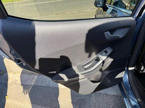 Ford Fiesta 1.0T EcoBoost MHEV Titanium Hatchback 5dr Petrol Manual Euro 6 (s/s) (125 ps) - U79258