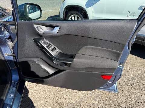 Ford Fiesta 1.0T EcoBoost MHEV Titanium Hatchback 5dr Petrol Manual Euro 6 (s/s) (125 ps) - U79258