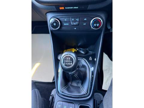 Ford Fiesta 1.0T EcoBoost MHEV Titanium Hatchback 5dr Petrol Manual Euro 6 (s/s) (125 ps) - U79258