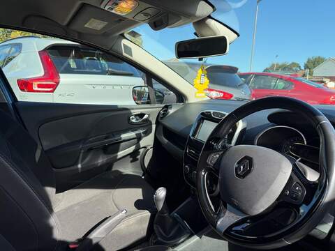 Renault Clio 1.2 16V Dynamique Nav Euro 6 5dr - U79261