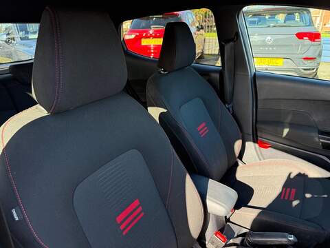 Ford Fiesta 1.0T EcoBoost ST-Line Euro 6 (s/s) 5dr - U79262