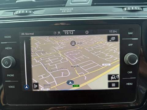 Volkswagen Touran 1.5 TSI EVO SEL Euro 6 (s/s) 5dr - U79269