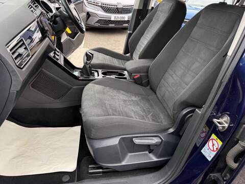 Volkswagen Touran 1.5 TSI EVO SEL Euro 6 (s/s) 5dr - U79269