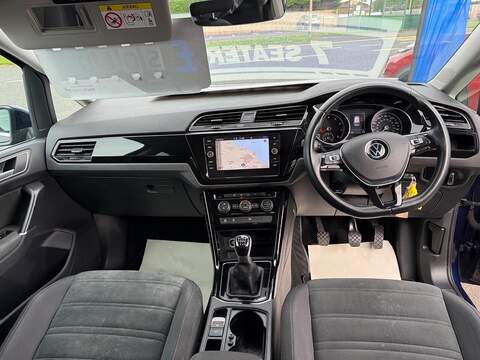 Volkswagen Touran 1.5 TSI EVO SEL Euro 6 (s/s) 5dr - U79269