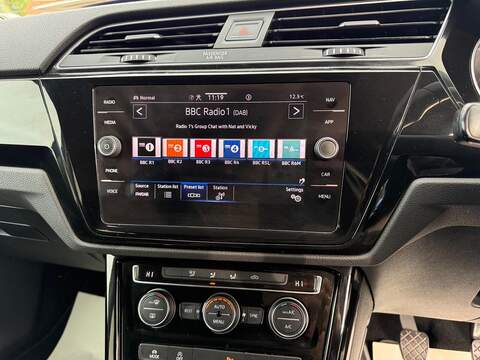 Volkswagen Touran 1.5 TSI EVO SEL Euro 6 (s/s) 5dr - U79269