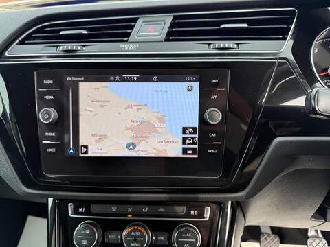 Volkswagen Touran 1.5 TSI EVO SEL Euro 6 (s/s) 5dr - U79269