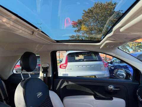 Fiat 500 1.0 MHEV Dolcevita Hatchback 3dr Petrol Manual Euro 6 (s/s) (70 bhp) - U79270