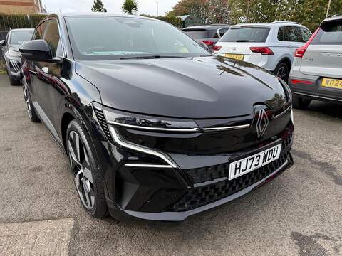 Renault Megane E-Tech 60kWh techno+ Auto 5dr (optimum charge) - U79272
