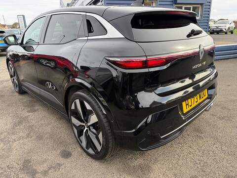 Renault Megane E-Tech 60kWh techno+ Auto 5dr (optimum charge) - U79272