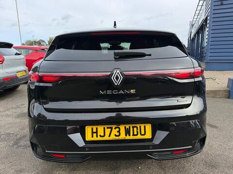 Renault Megane E-Tech 60kWh techno+ Auto 5dr (optimum charge) - U79272