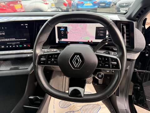 Renault Megane E-Tech 60kWh techno+ Auto 5dr (optimum charge) - U79272